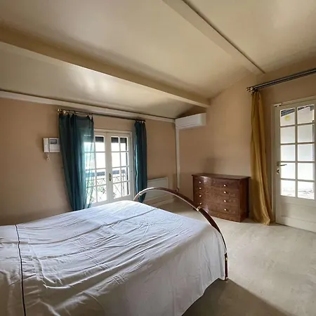 Casa vacanze D'exception Avec Piscine Privee, Jacuzzi Et Climatisation - Fr-1-382-214